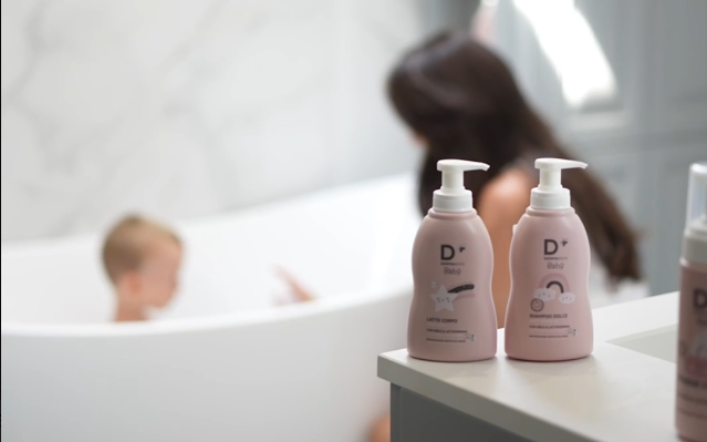 Încărcați videoclipul: Video Derma Rays baby